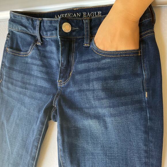 American Eagle Outfitters Women’s Waxed Denim Skinny Jeans size 2 Short, Blue - Picture 5 of 10